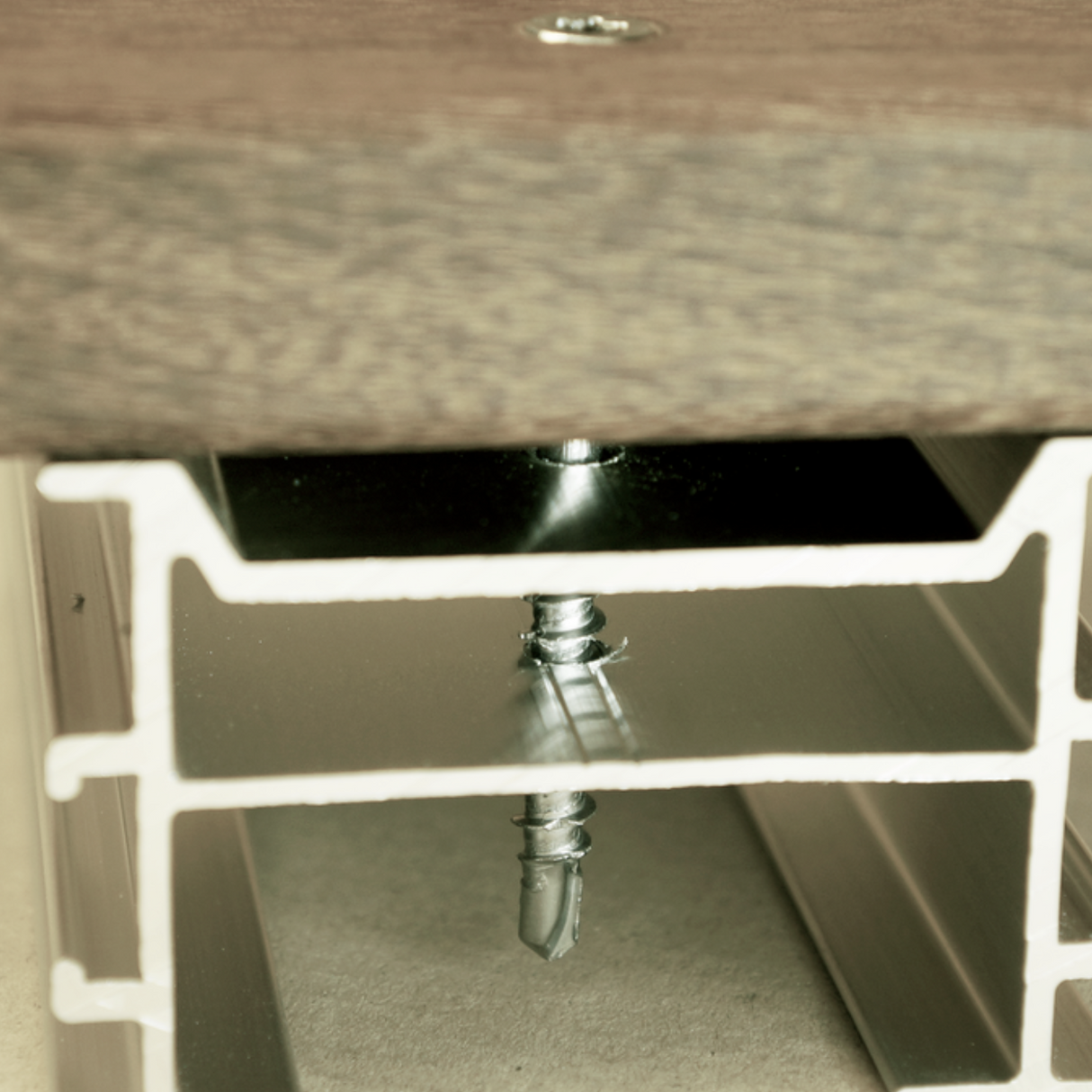 Edelstahl-Profilbohrschrauben mit Zylinderkopf (Länge 50 mm, Durchmesser 5,5 mm) – selbstbohrend, TX25-Antrieb, 3-Zonen-Senkkopf, für Holz auf Aluminium, 200 Stück