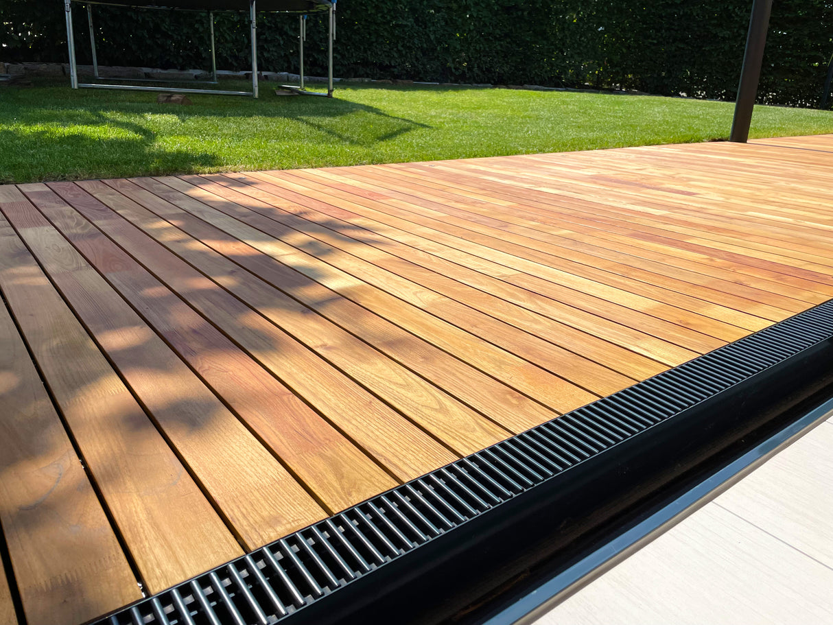 CLIP-FIXX, ORIGINAL stainless steel clip fastening for concealed screwing of robinia