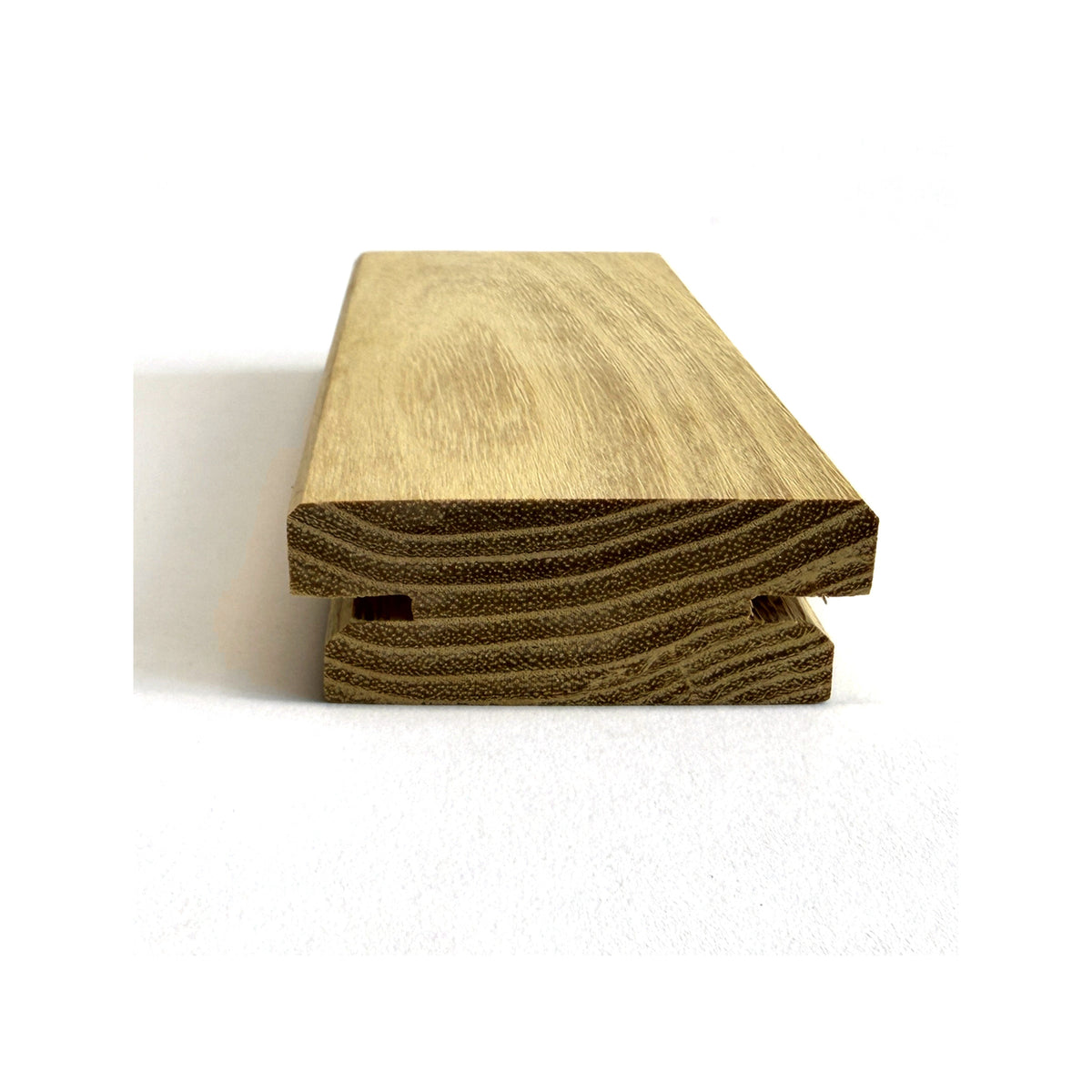 Terrassendiele Robinie ECO SELECT 60 x 23 mm, genutet, keilgezinkt – Stirnseite