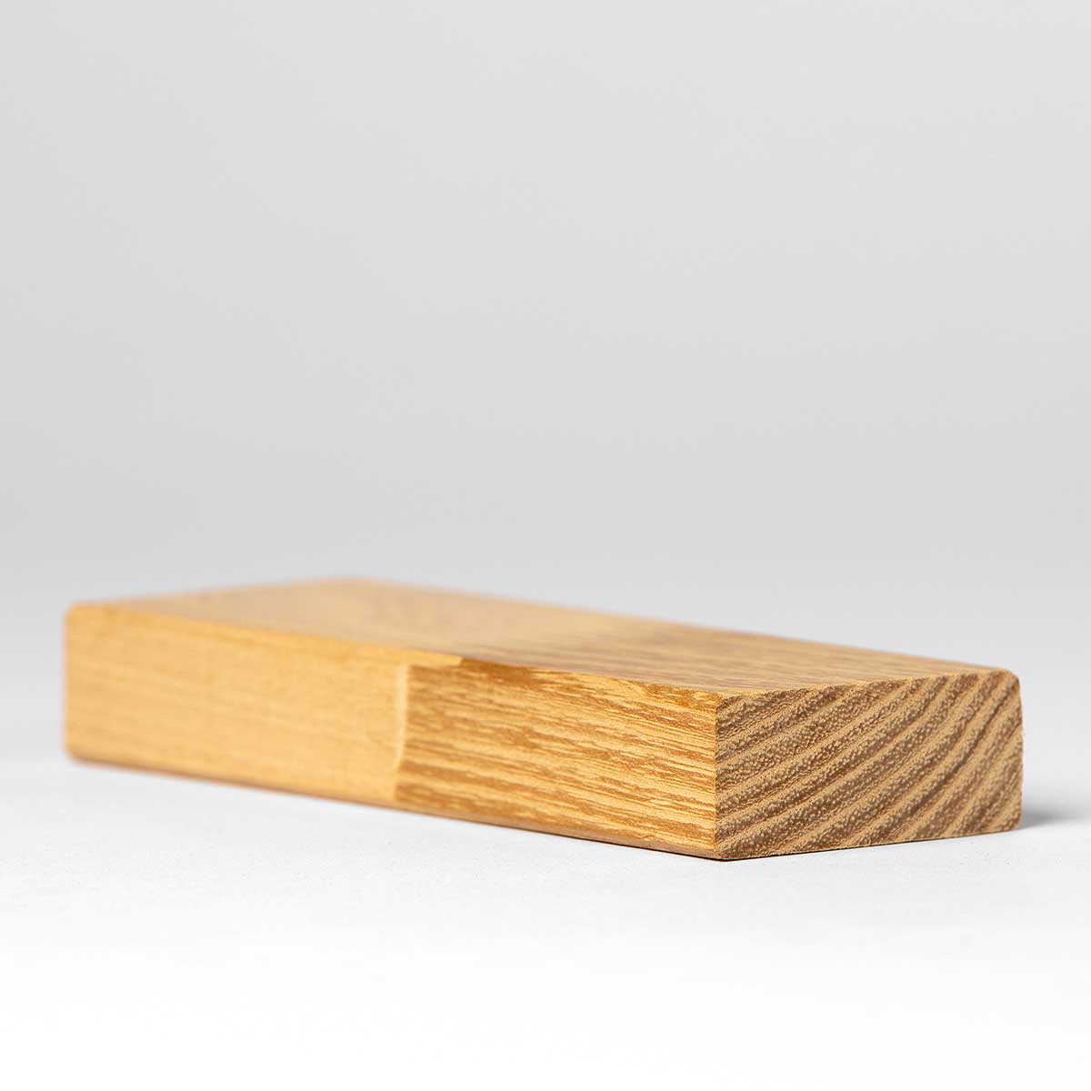 Terrassendiele Robinie 50 x 22 mm, glattkant, stehende Keilzinkung