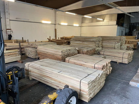 Sawn timber trimmed, 28 mm